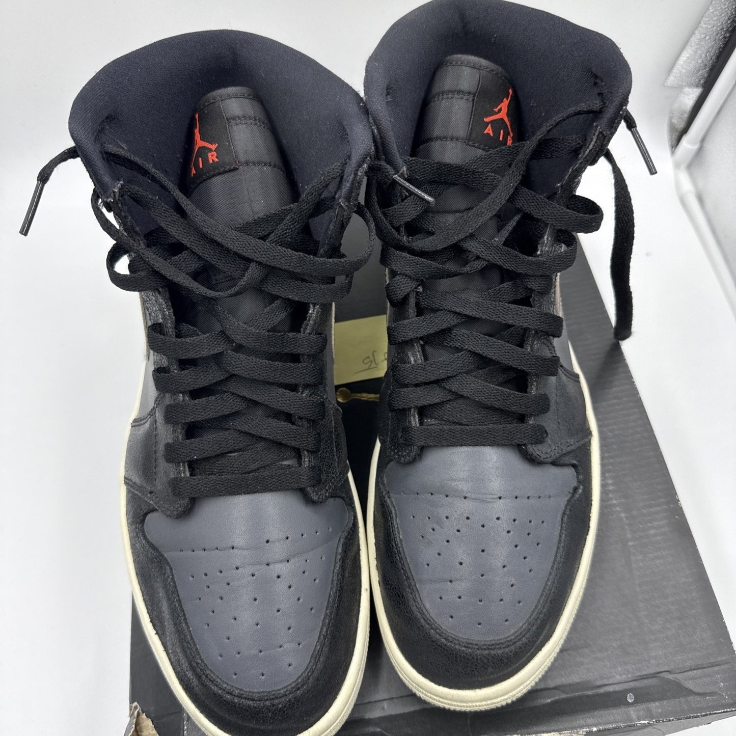 Size 11 - Air Jordan 1 Retro High Bronze Medal BS747