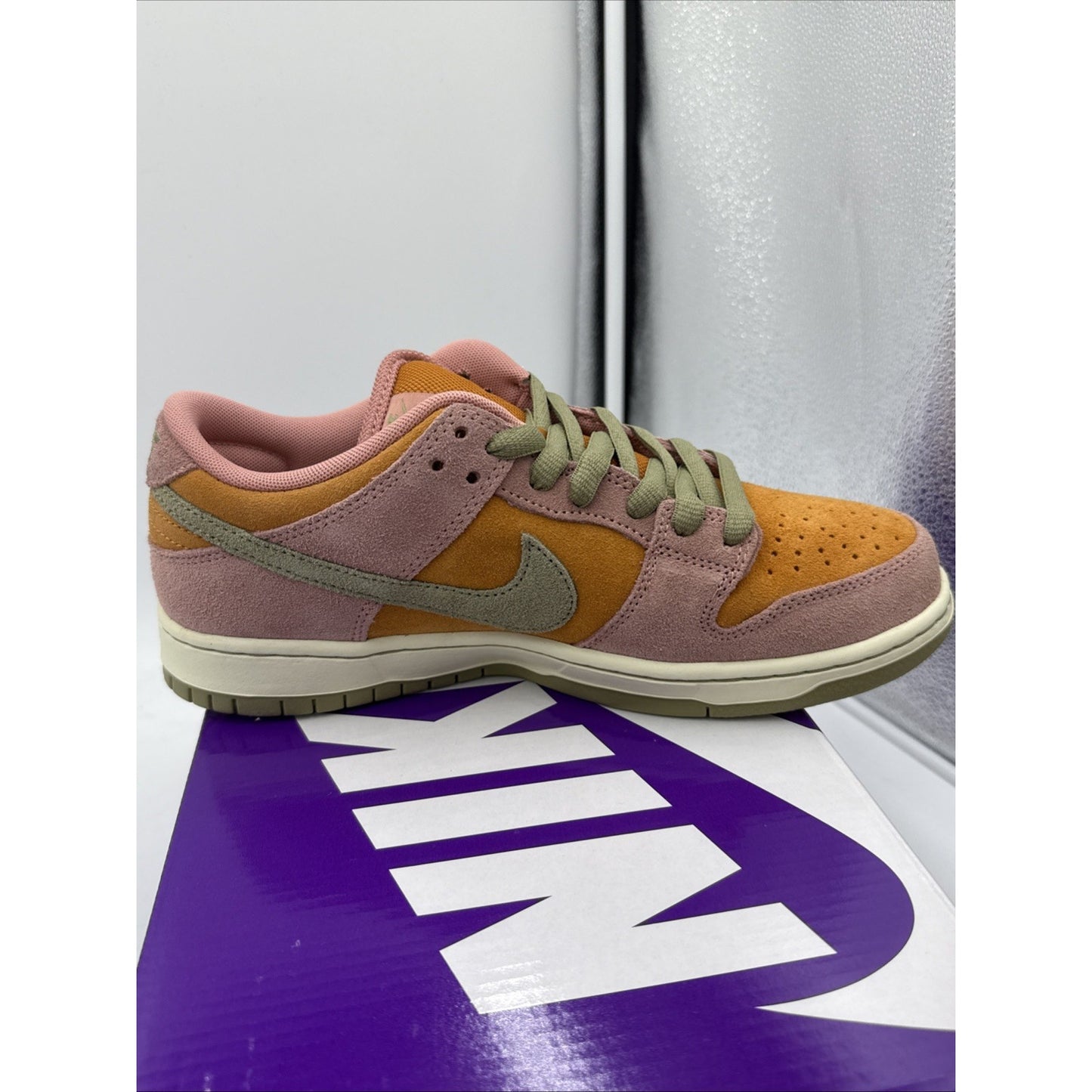 Size 8.5 - Nike Dunk SB Low Red Stardust