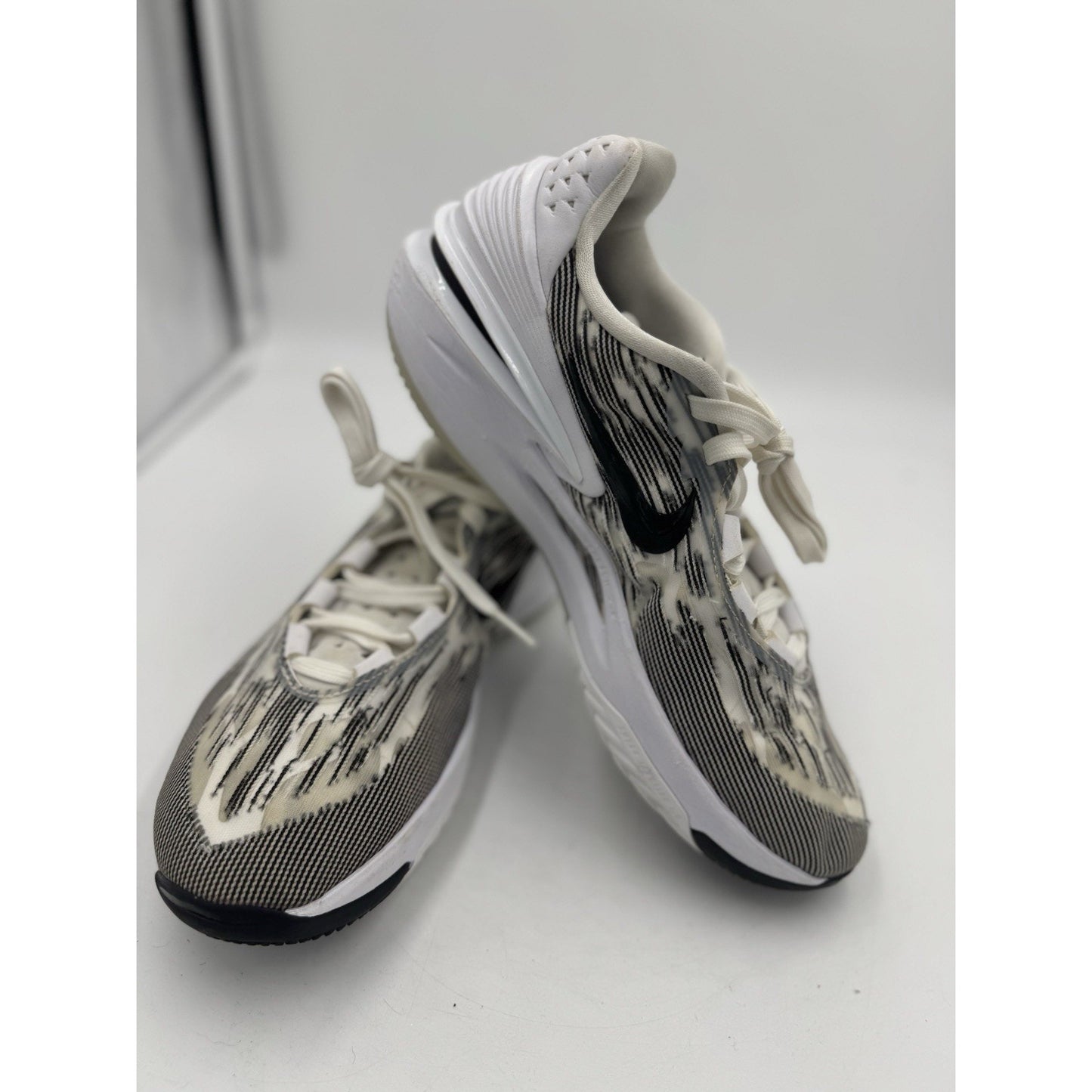 Size 10.5 - Nike Air Zoom GT Cut 2 TB White Black
