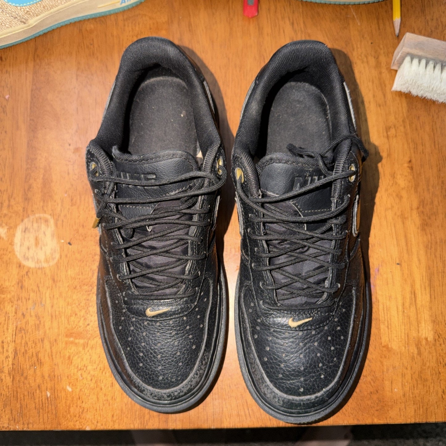 Size 8 - Nike Air Force 1 Luxe Black Gum