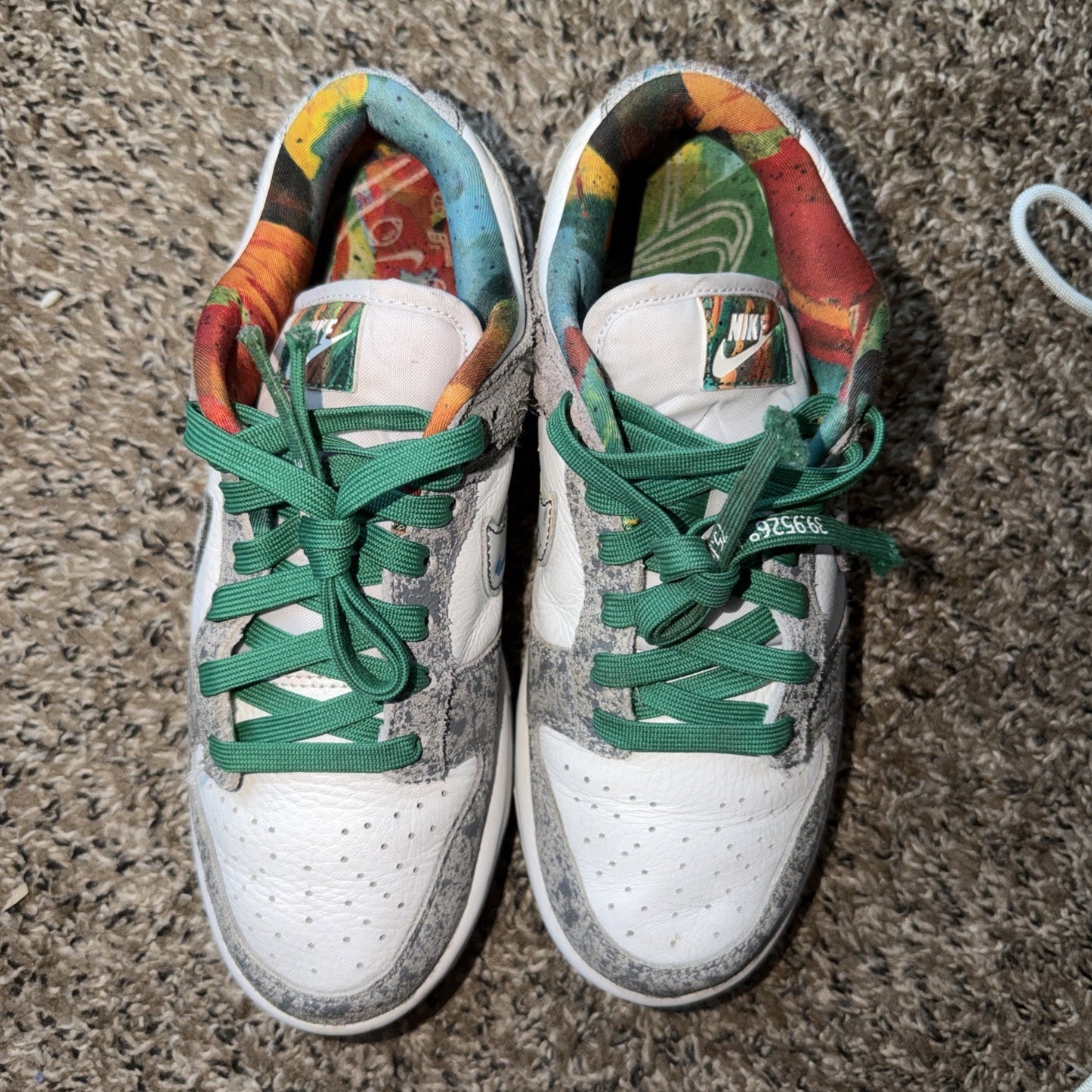 Size 6 - Nike Dunk Premium Low Philly