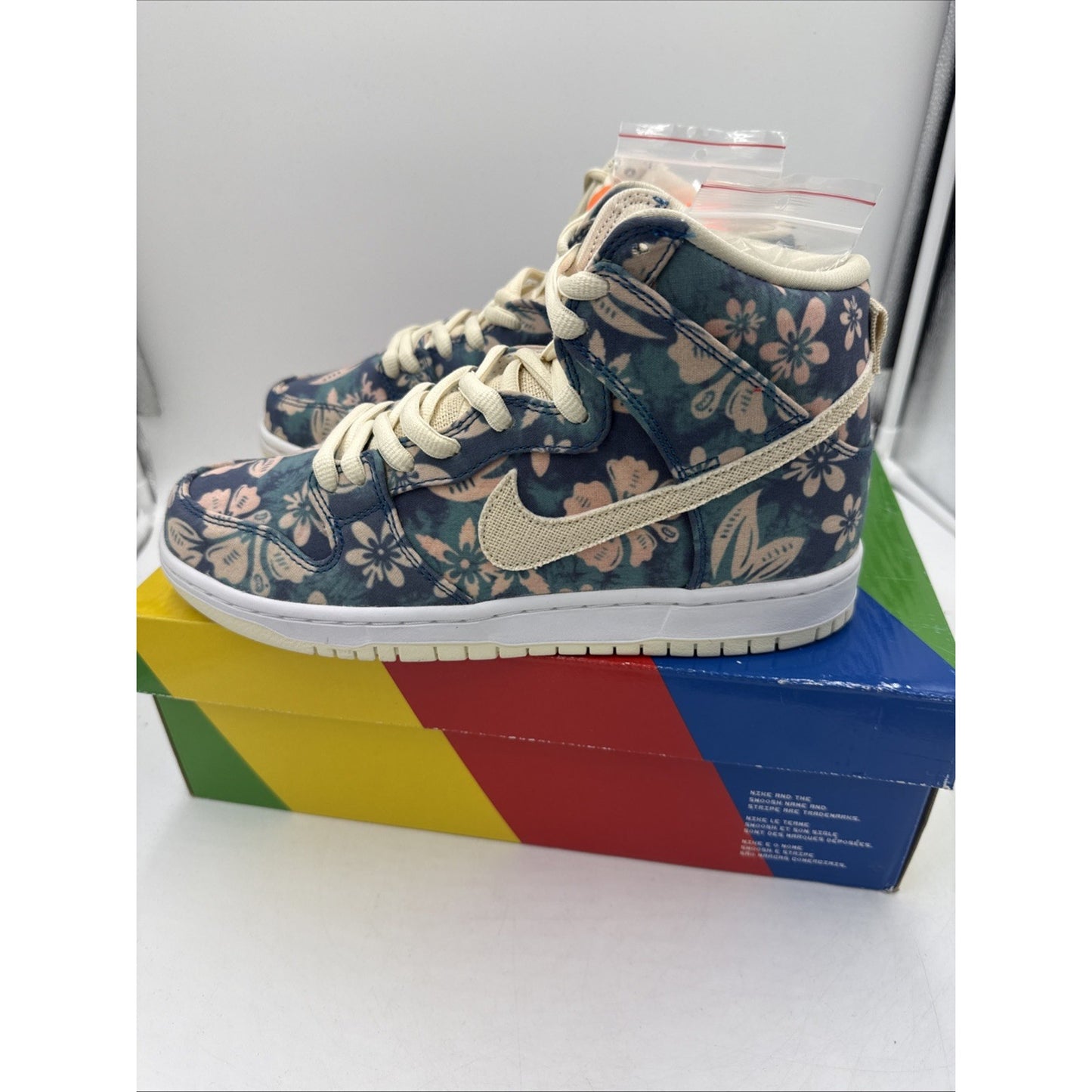 Size 9 - Nike Dunk SB High Maui Wowie