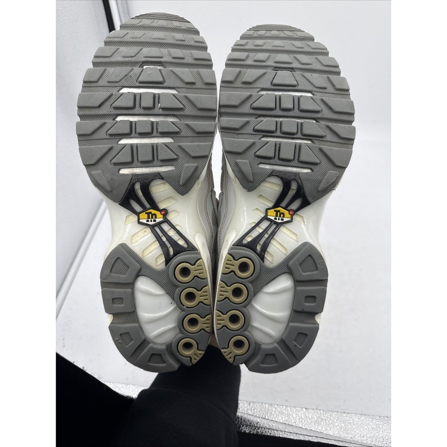 Size 9.5 - Nike Air Max Plus White