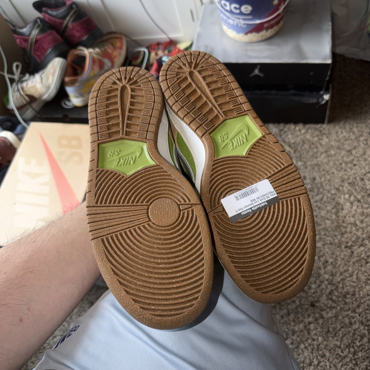 Nike SB Dunk Low Escargot Size 9