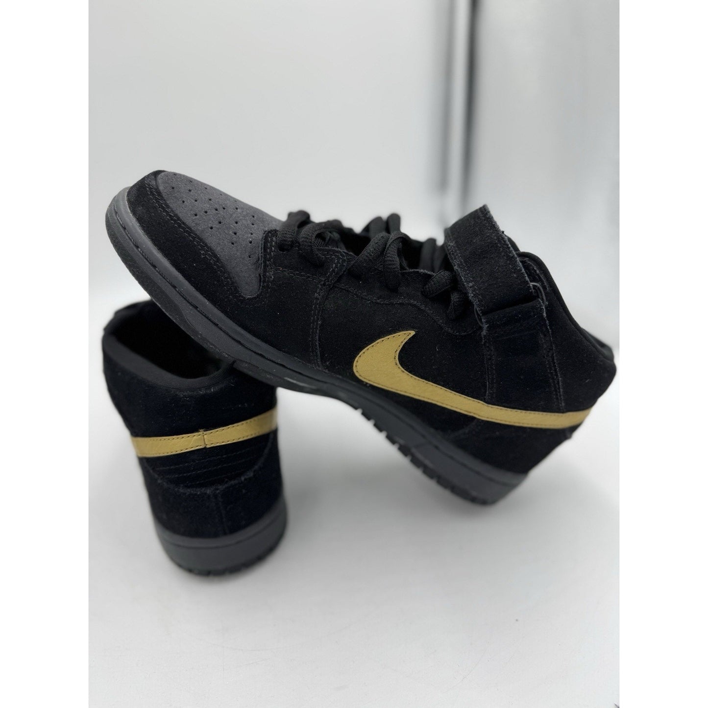 Size 9.5 - Nike Dunk Pro Sb Mid Obsidian Metallic Gold