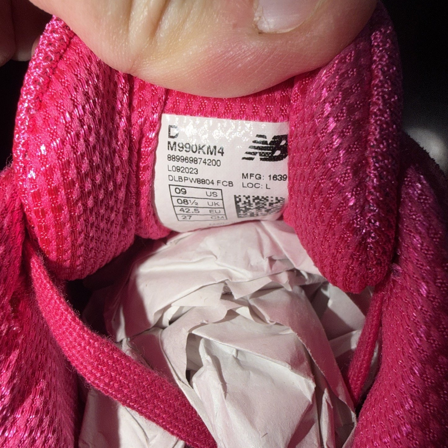 Size 9 - Susan G. Komen x New Balance 990v4 Pink Ribbon