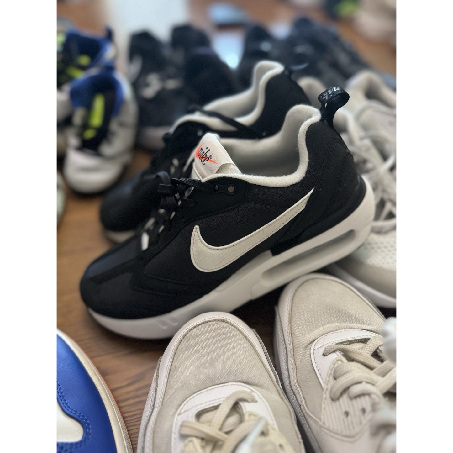 Size 5Y (GS) - Nike Air Max Dawn Low Black White NBS182