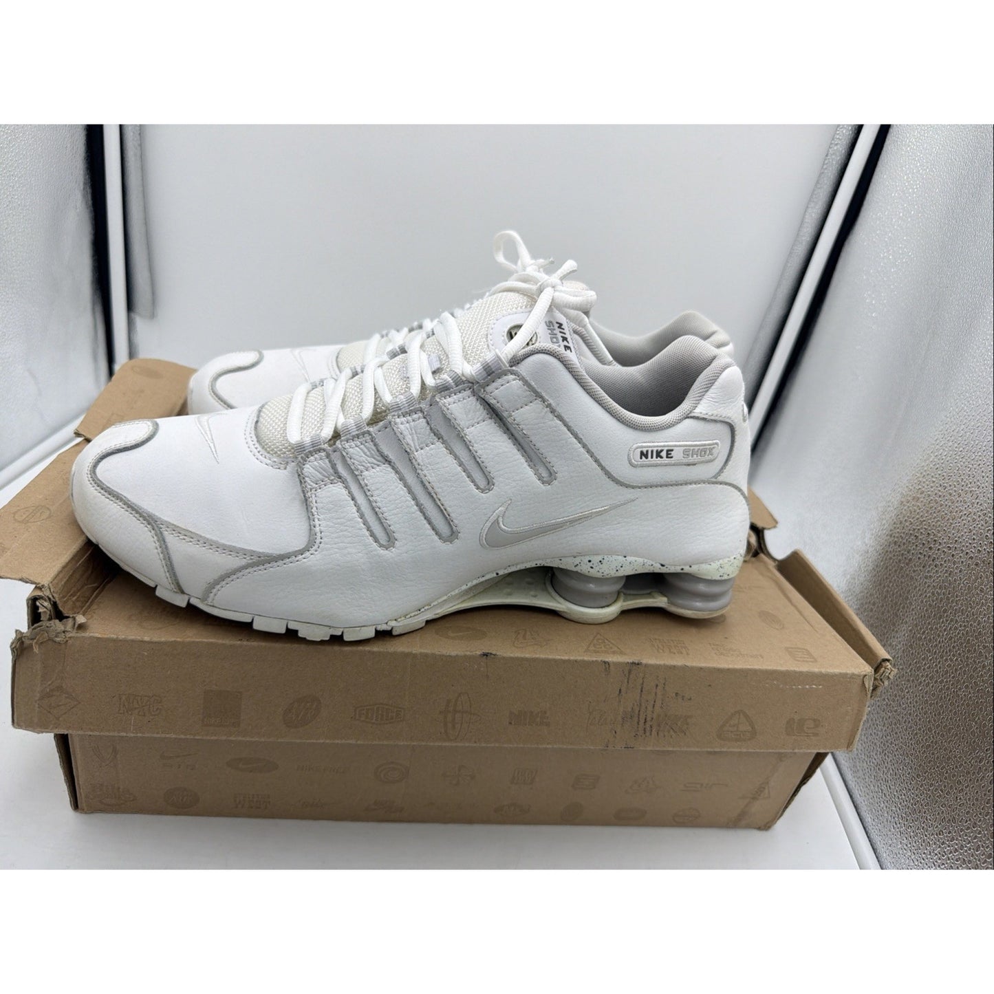 Size 13 Nike Shox NZ 325201-126