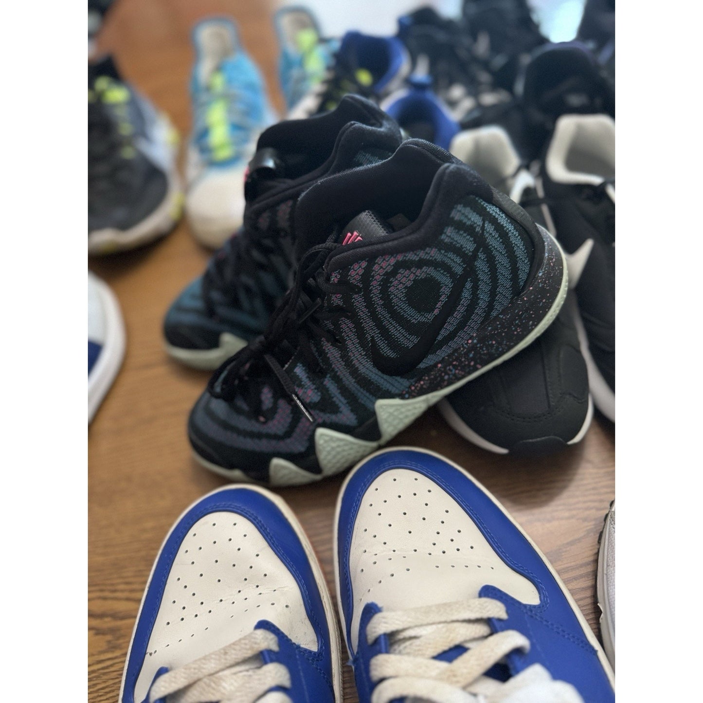 Size 6.5 (GS) - Nike Kyrie 4 Mid 80s NBS172